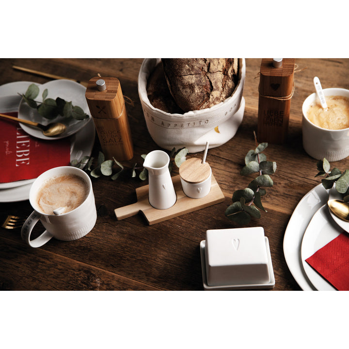 table avec beurrier tasse corbeille à pain 4avril