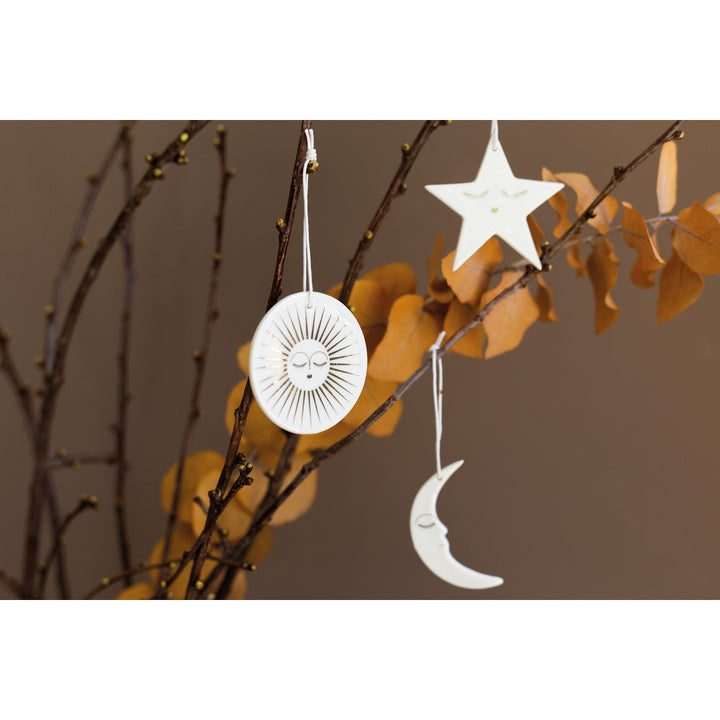 ornements soleil lune étoile sur branche 4avril